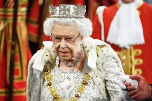 Umrla britanska kraljica Elizabeta II., Charles novi kralj