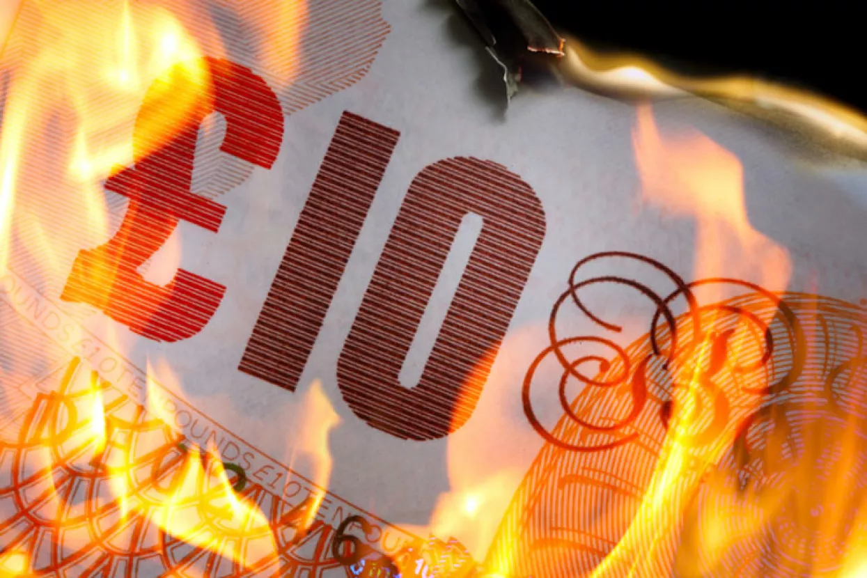 Nakon slabljenja funte i britanska sredi&scaron;nja banka diže kamate