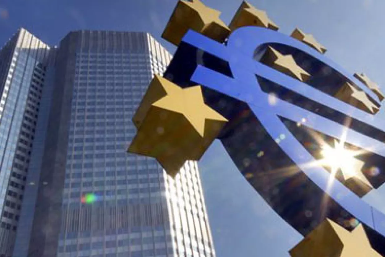 Euro ojačao prema dolaru, očekuje se novo povećanje kamata ECB-a