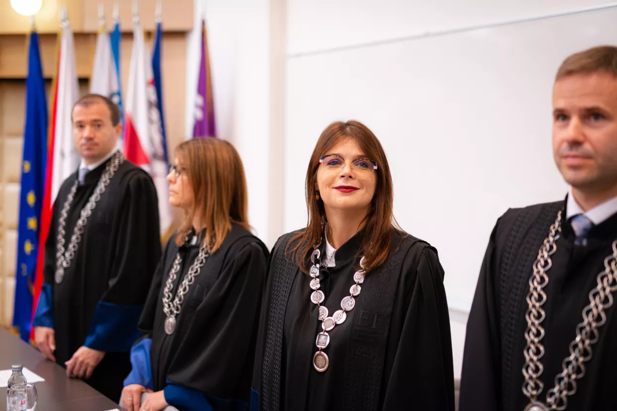  izv.prof.dr.sc. Sanja Sever Mališ