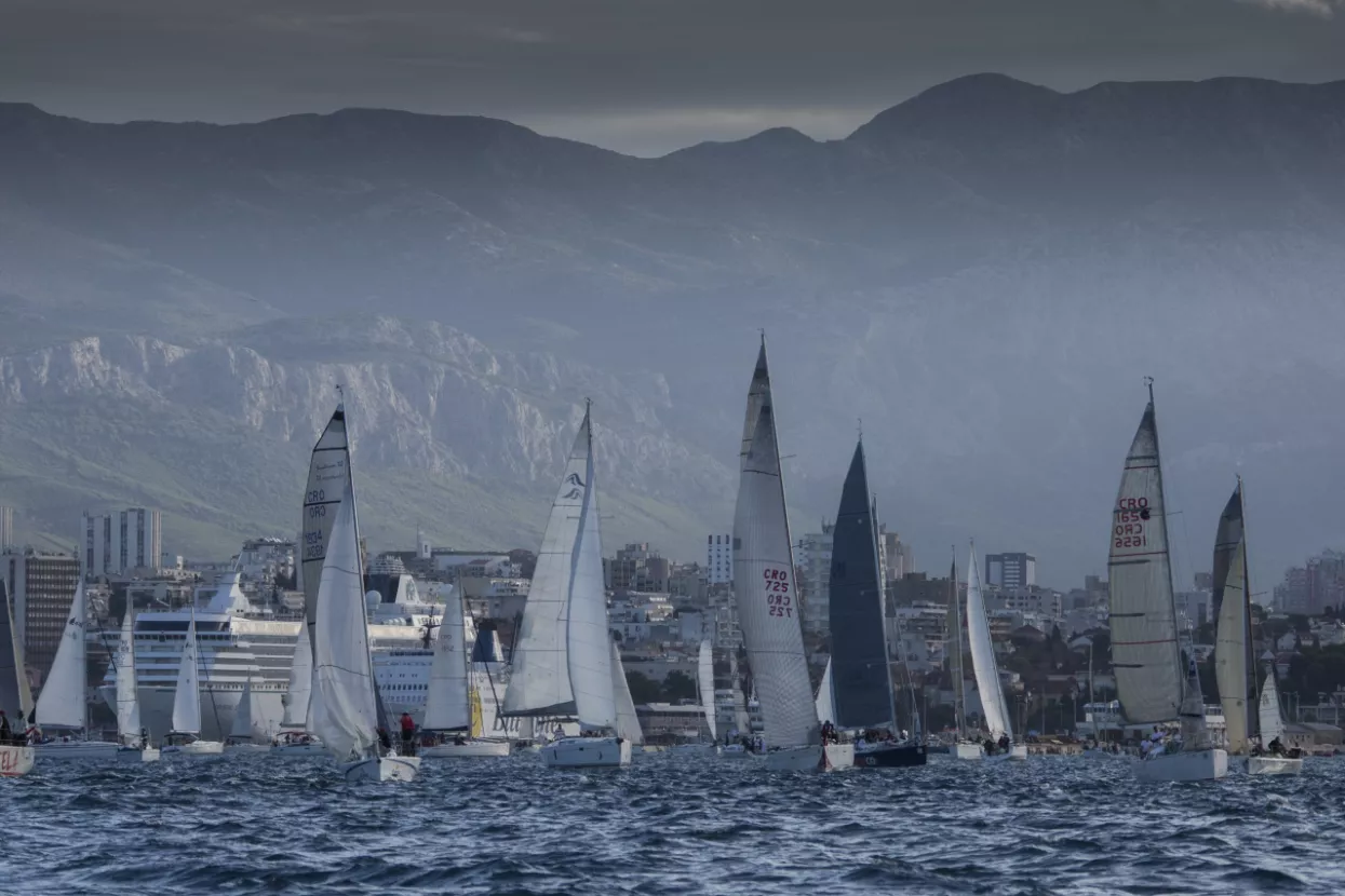Regata kreće iz Splita u petak u 9 h<br>Viška regata