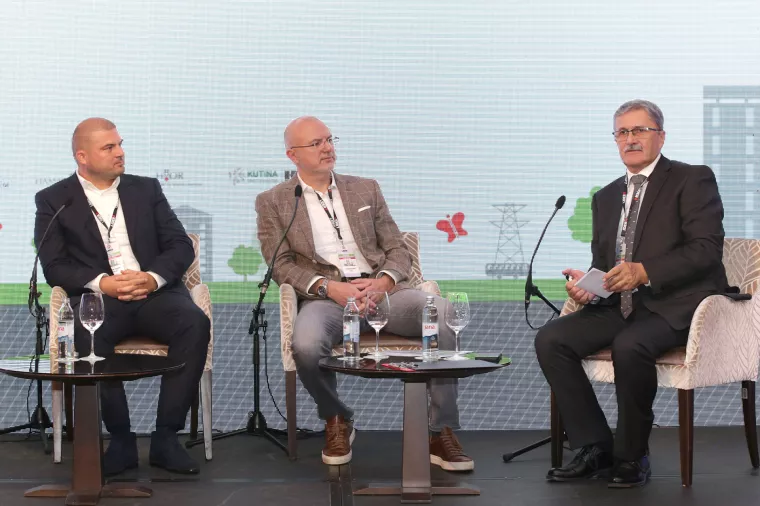 LIDER INVEST ZAVRŠNA MANIFESTACIJA 2022. Okrugli stol: Iskustvo sa stranim radnicima. Stjepan Jagodin, Zvonimir Belić i Miodrag Šajatović