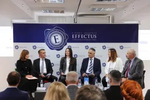 Effectus okrugli stol