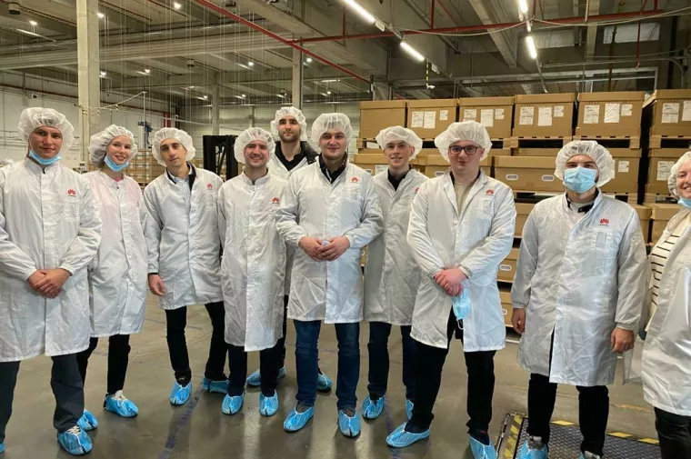 Huawei Seeds for the future, posjet ESC-u