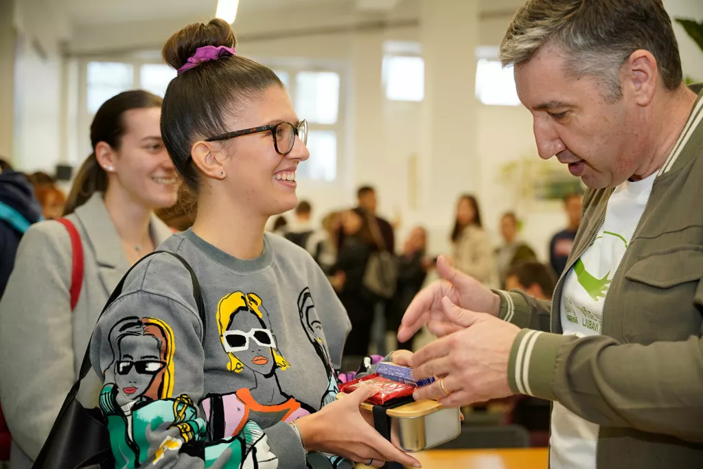 Laurentiu - Florin Dimitriu sa studentima