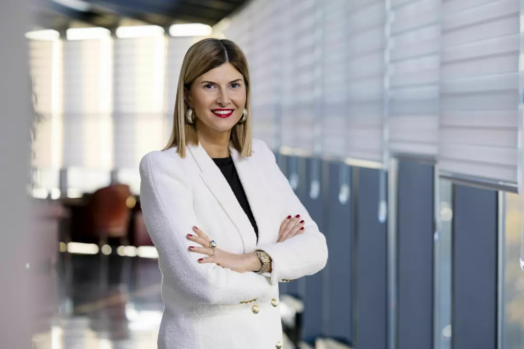 Ivana Bratanić, Agram EGIU