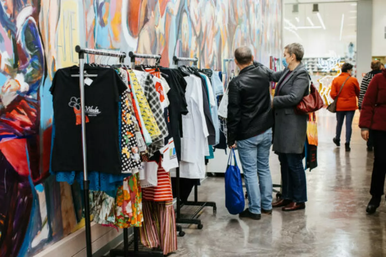 izložba, dizajn, dizajneri, odjeća 