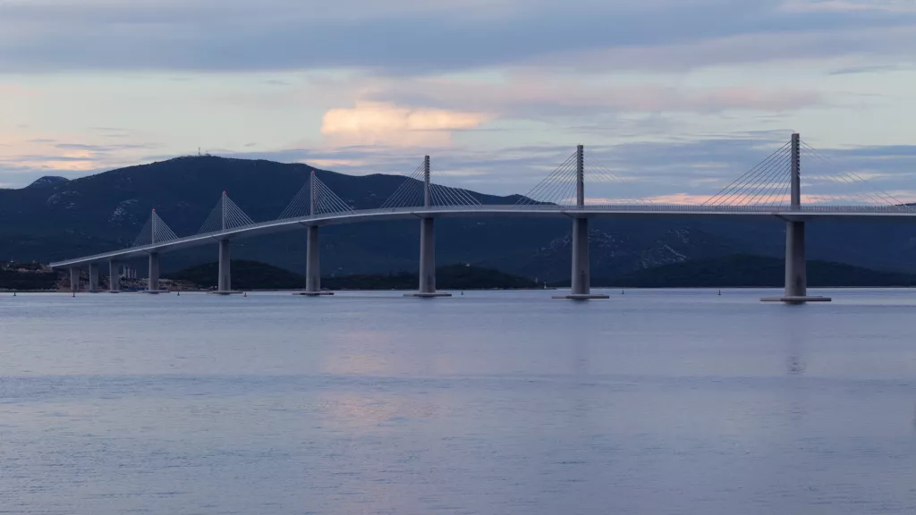 Retrospektiva: Nedovršena godina čeka epilog u 2023.