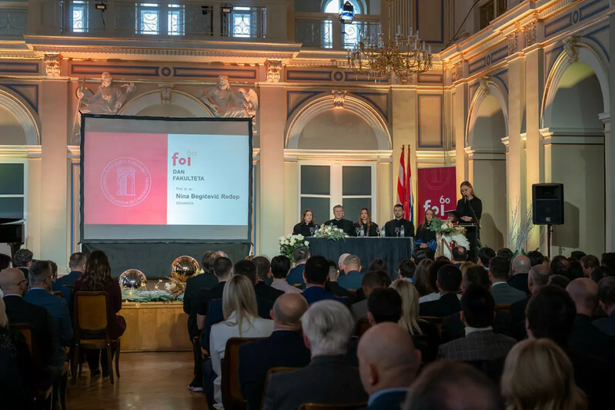 Dekanica Fakulteta organizacije i informatike prof. dr. sc. Nina Begičević&nbsp;Ređep <br>FOI Dan fakulteta 2022