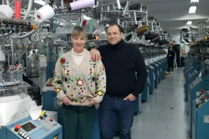 Dina i Kristijan Vibovec, Tvornica čarapa Miro