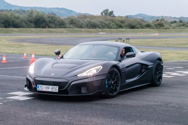 Mate Rimac u Rimac Neveri na pro&scaron;logodi&scaron;njem izdanju FSAA