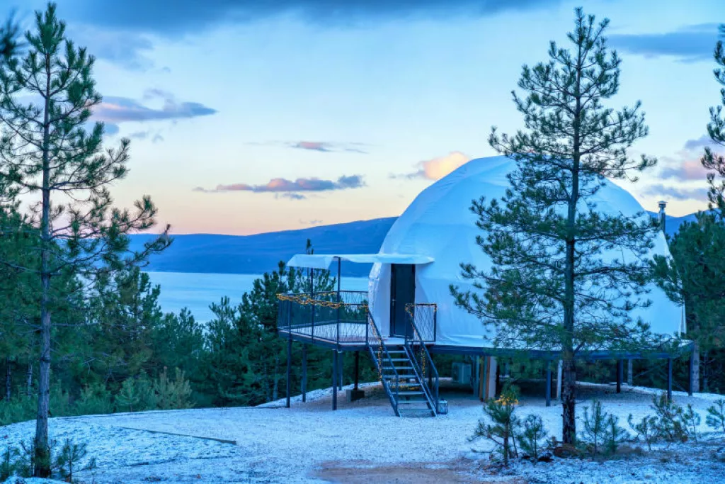 Glamping kod Buškog jezera u BiH