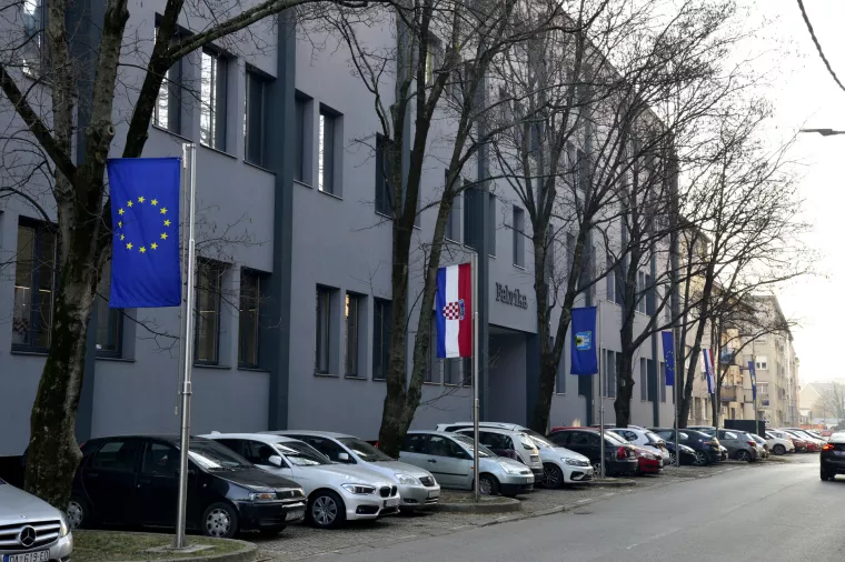 United group, zgrada