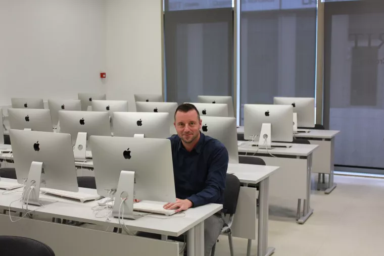 Martin Žagar, <br>znanstveni savjetnik na RIT Croatia:<br>- Znanje je moć, a umjetnom inteligencijom ćemo se koristiti u svakodnevnim automatiziranim procesima koje ćemo dizajnirati svojim znanjem, a koji će nam omogućiti više vremena za sebe i svoju obitelj<br>