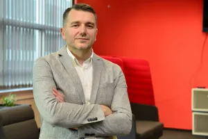 Moontop, Transcom WordWide, Igor Pekeč