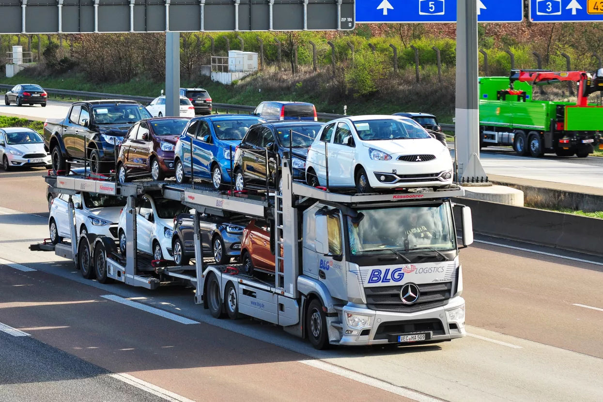 uvoz automobila, automobili