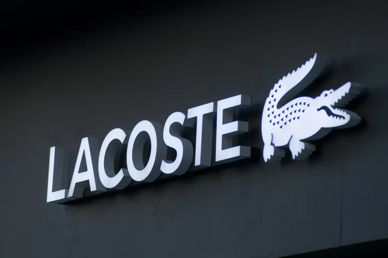Lacoste, logo, tvrtka