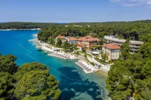 The photo may only be used for PR and marketing measures of JADRANKA hoteli d.o.o. - Drazica 1 - HR-51550 Mali Losinj - Croatia, unlimited in space and time. The copyright remains with the picture author Günter Standl (www.guenterstandl.de). Any use by third parties must be agreed separately with the picture author.