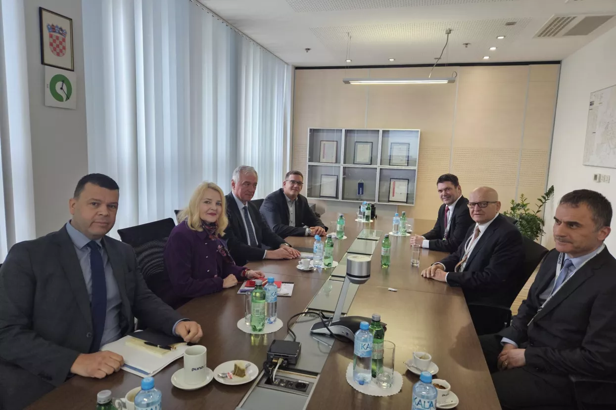 Sastanak Plinacro, Plinovod, LNG Hrvatska