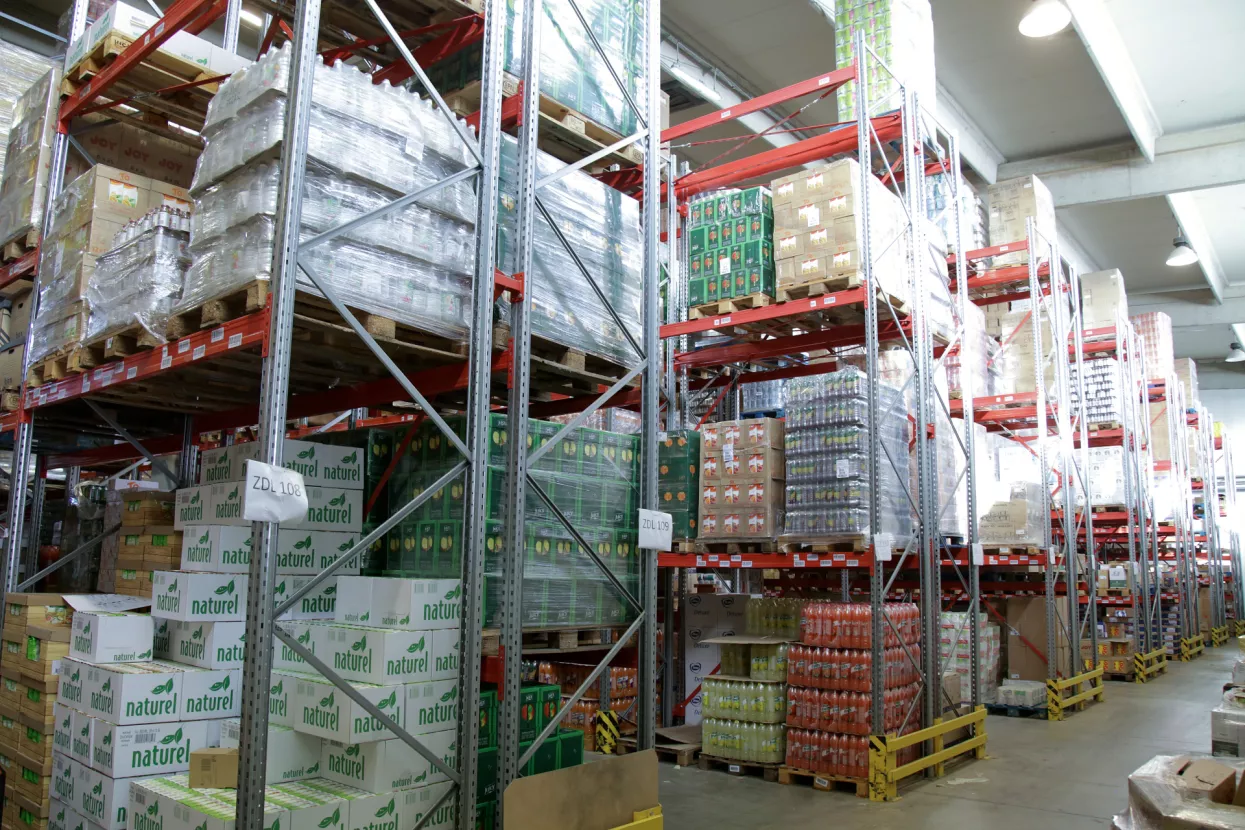 Josip Sjauš. Marijos logistika, Poslovna zona Poličnik