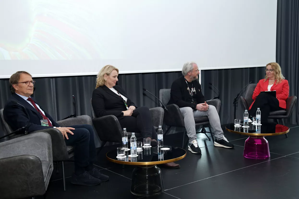 G.R.I.D. Forum 2023. Okrugli stol Kakva nam edukacija treba za svijet budućnosti? Bojan Jerbić, Renata Geld, Leo Mršić i Ksenija Puškarić