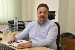 Consultare, Marko List