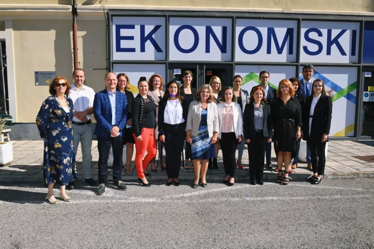 EFRI studij kontroling