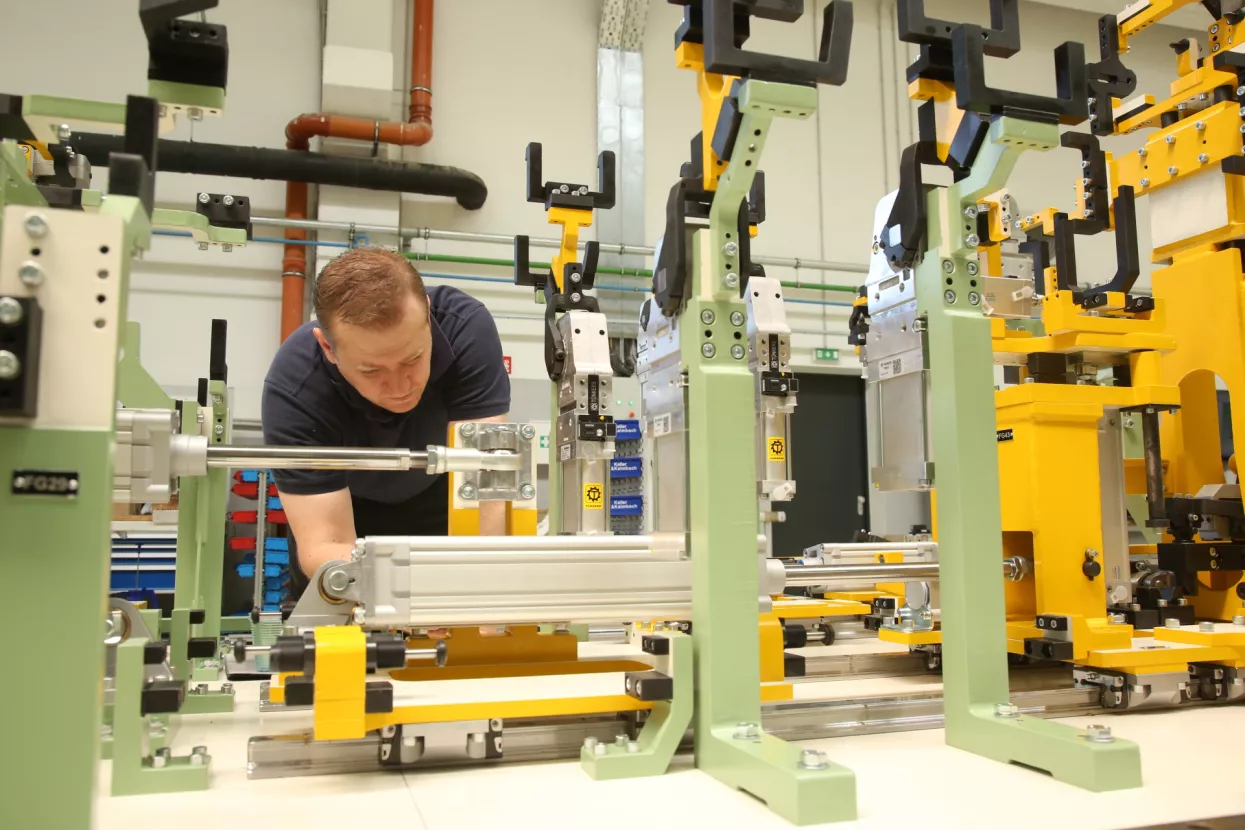 MULTINORM, pogon, proizvodnja