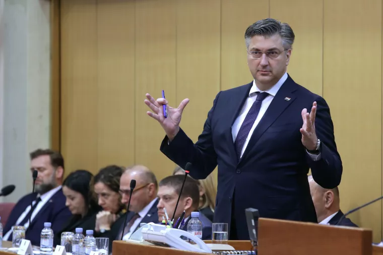 Andrej Plenković, Vlada u Saboru