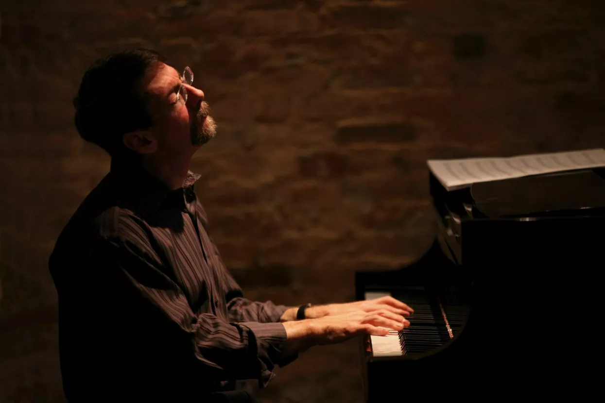 Fred Hersch.