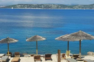 Pogled sa Obonjana na šibenski arhipelag