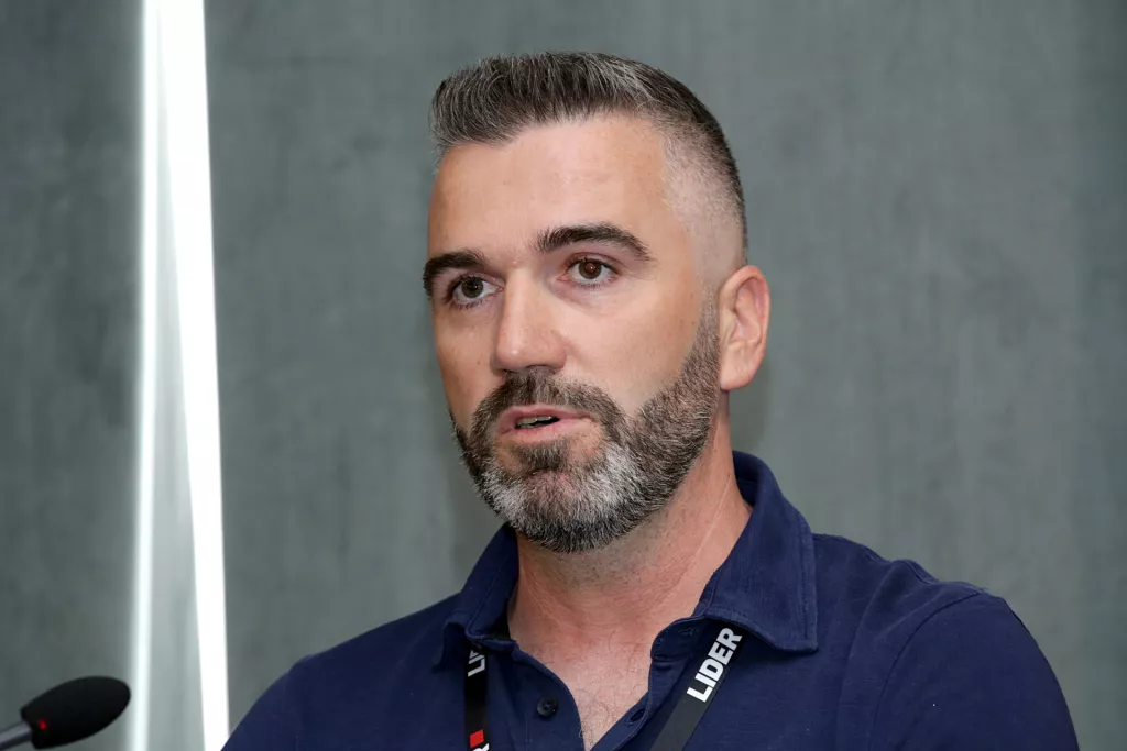 Marketing and sales by numbers 2023. PANEL: KAKO ISKORISTITI AI ZA RAST PRODAJE? Dejan Blatnik