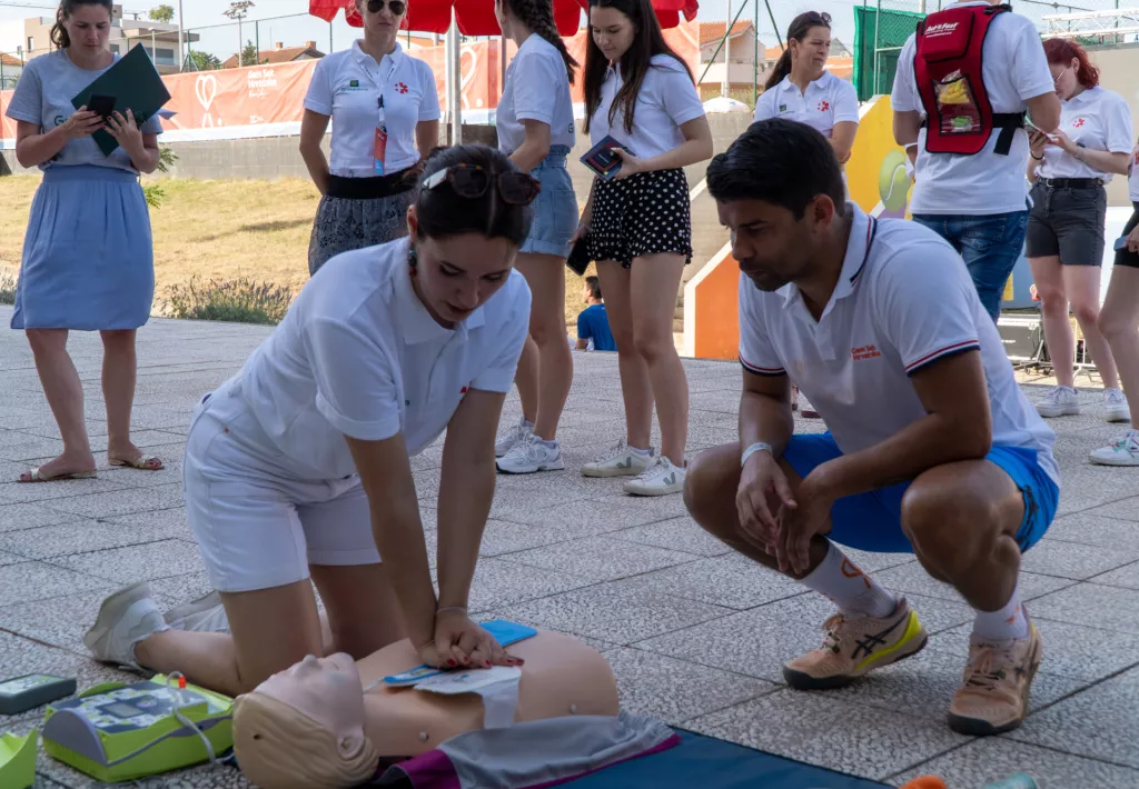 Pružanje prve pomoći i Eduardo Da Silva<br>Groupama osiguranje