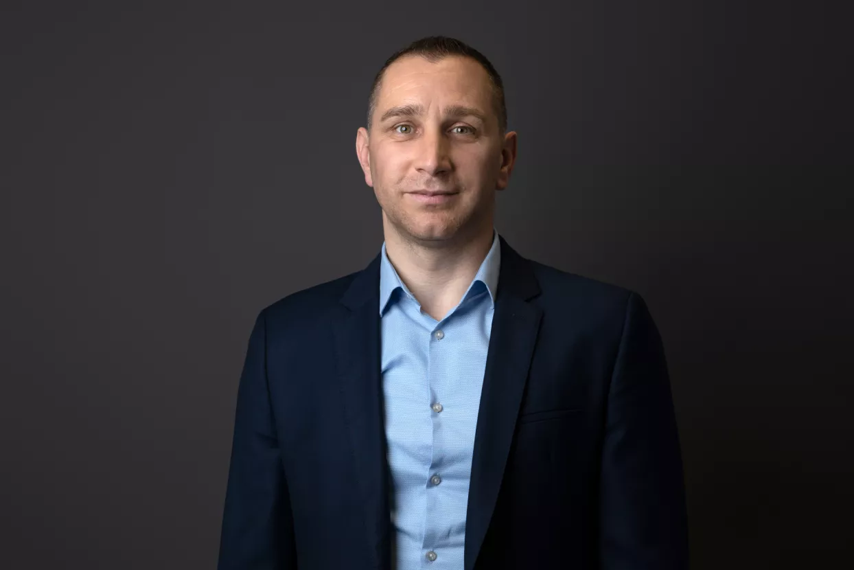 David Burcar, Vanado