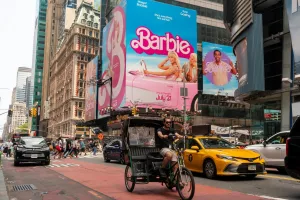 barbie, plakat, marketing