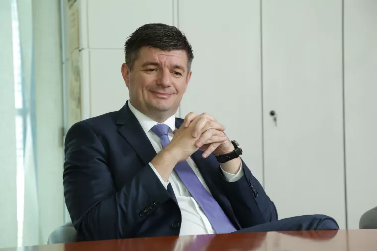 Boris Crnković<br>dekan Ekonomskog fakulteta u Osijeku