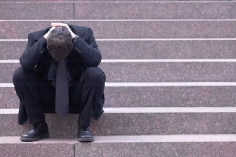 Zbog odgode smanjenja kamatnih stopa ekonomisti sve pesimističniji