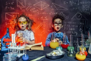 Zamah iskustvenog učenja: Teorija i praksa u trajnoj simbiozi