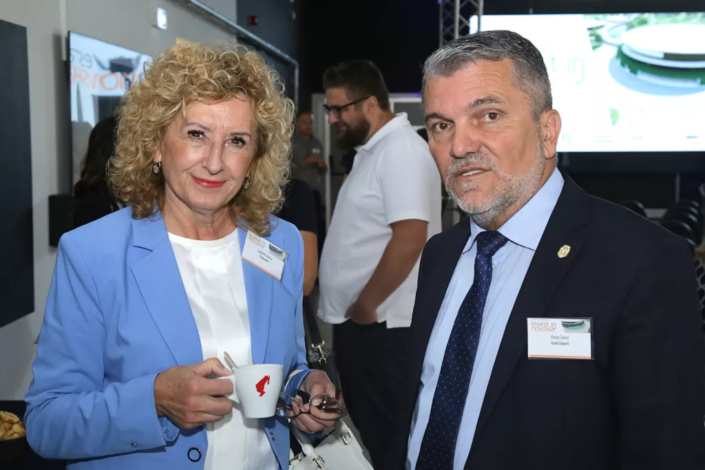 Investicijska konferencija Invest in Novska: Ljinljana Šapina i Petar Šimić