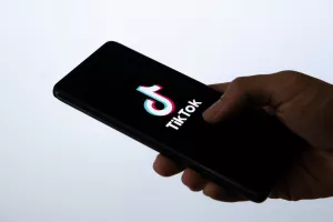 TikTok Logo 