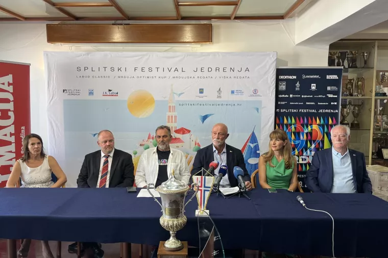 Ivana Vladović, Toni Kuzmanić, Damir Skelin, Žarko Dešković, Alijana Vukšić, Ante Mlikota<br>Splitski Festival Jedrenja