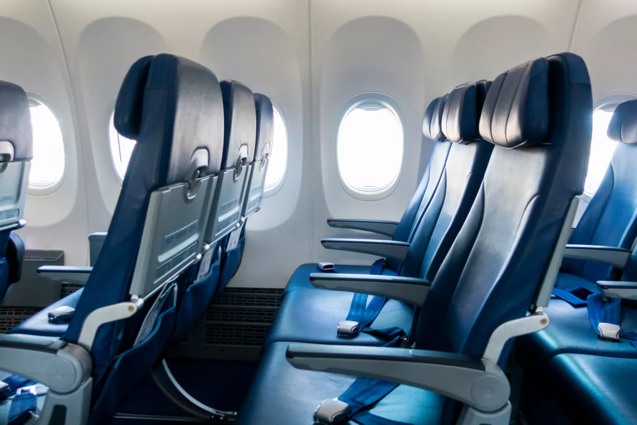 avion, zrakoplov, unutra&scaron;njost zrakoplova