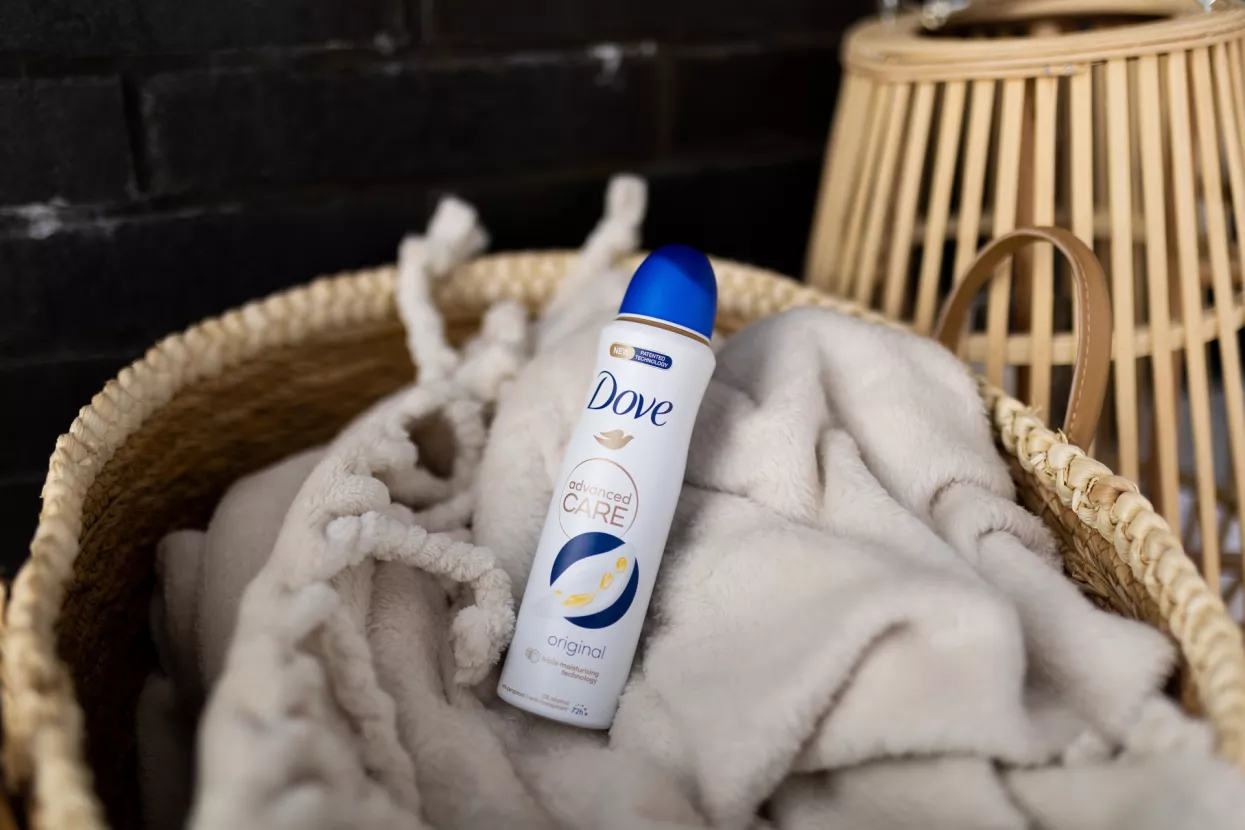 Dove Advanced Care
