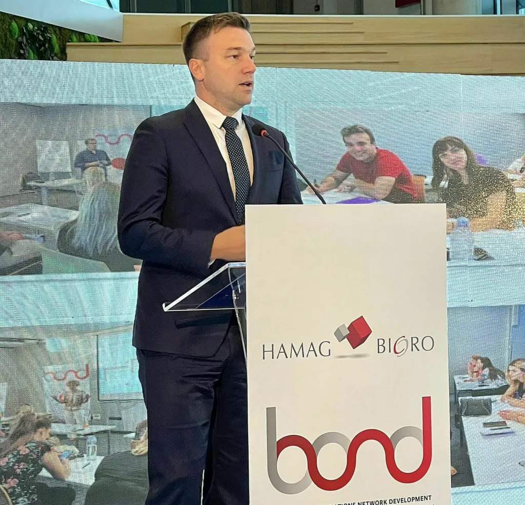 Domagoj Mikulić, državni tajnik