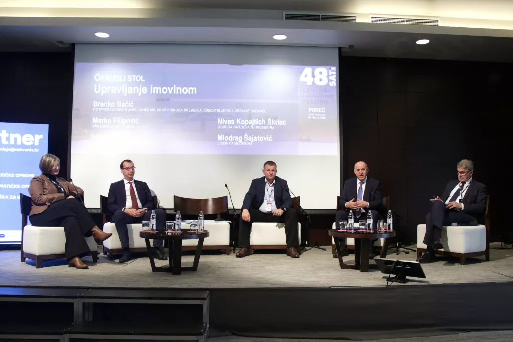 15. godišnji susret gradonačelnika i poduzetnika 48 sati 2023. Nives Kopajtich Škrlec, Marko Filipović, Ivica Kirin, Branko Bačić i Miodrag Šajatović