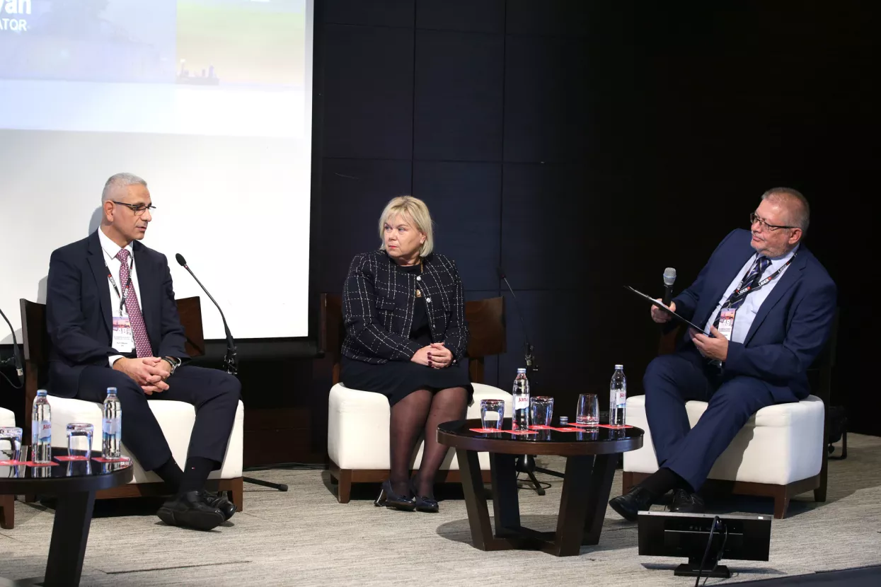 15. godišnji susret gradonačelnika i poduzetnika 48 sati 2023. Okrugli stol: Financiranje projekata Jedinica lokalne samouprave. Boris Bekavac, Suzana Laušin Katanec i Goran Litvan