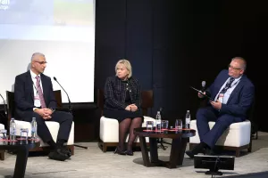 15. godišnji susret gradonačelnika i poduzetnika 48 sati 2023. Okrugli stol: Financiranje projekata Jedinica lokalne samouprave. Boris Bekavac, Suzana Laušin Katanec i Goran Litvan