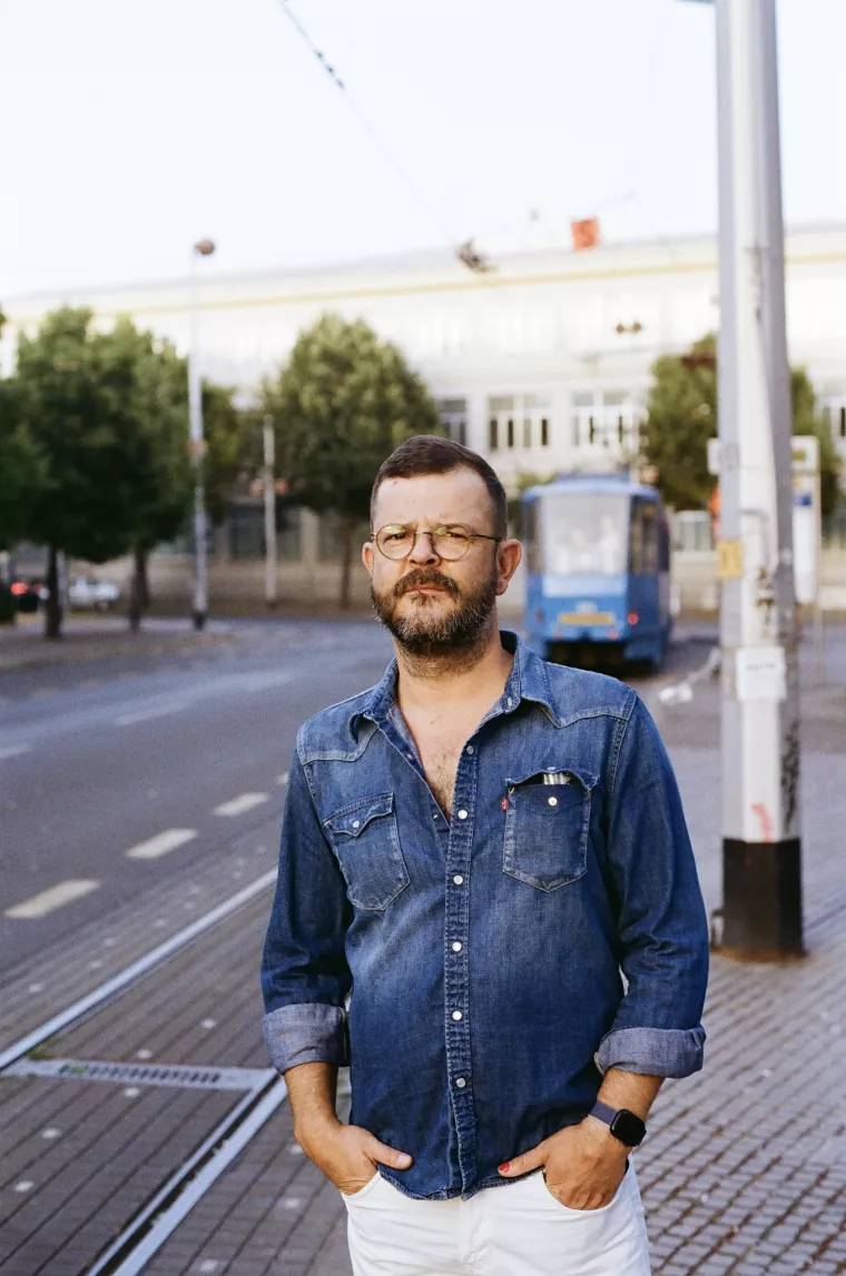 Jakov Vilović, agencija Utorak