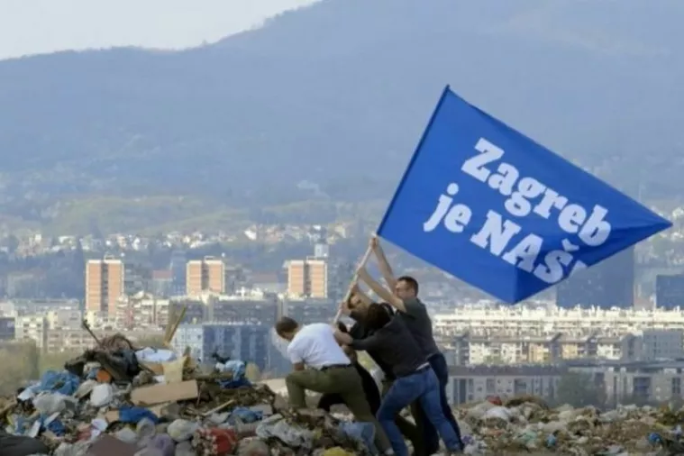 Tomislav Tomašević diže zastavu na Jakuševcu (2017.)