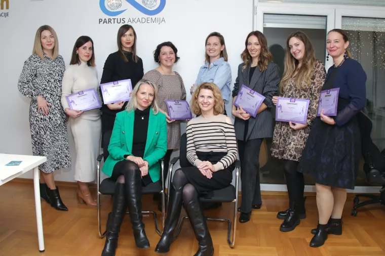 Program osnaživanja, 10 modula za žene u srednjem menadžmentu: Nataša Dević, Sanela Mlatilik, Vanja Vujinović, Iva Marsanić, Bojana Božanić Ivanović, Ana Burazer, Ivana Mirković, Ivana Futivić, Mirta Fraisman Čobanov i Nataša Jeličić